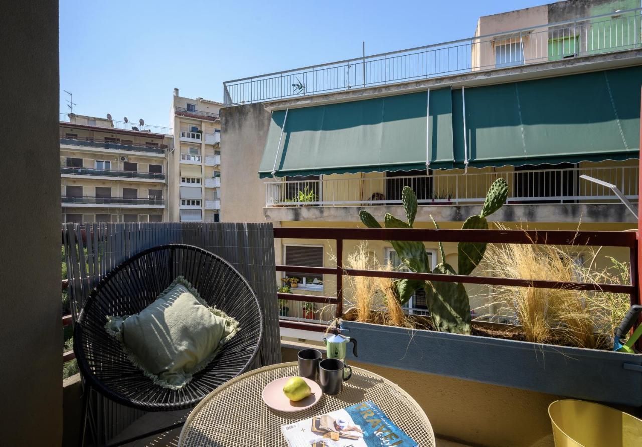 Relaxed Art Deco Maisonette Pagrati Athens Exterior photo